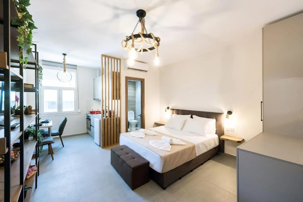 Apollonstudio Thessaloniki 0*,  Greece
