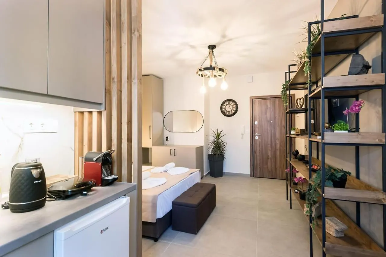 Apollonstudio Thessaloniki Greece
